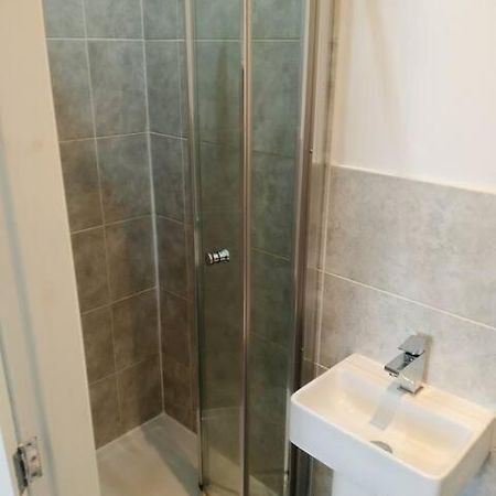 Ensuite Double-Bed Burnley Bagian luar foto