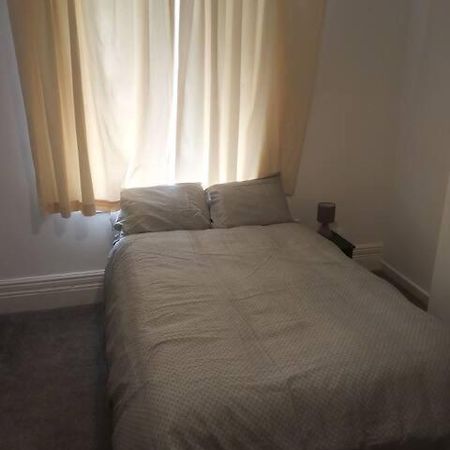 Ensuite Double-Bed Burnley Bagian luar foto